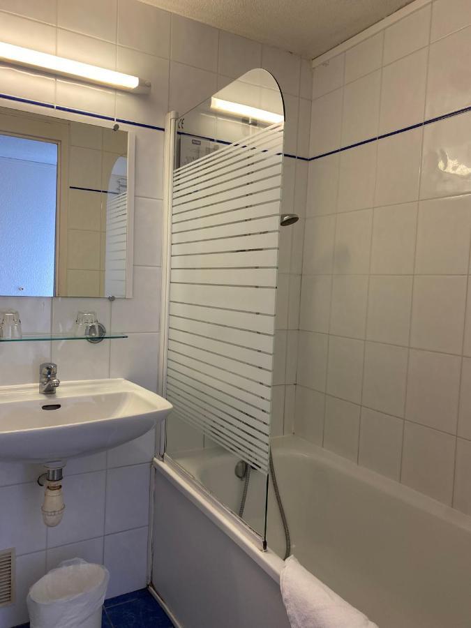 Shelder Hotel - Cherbourg En Cotentin - Equeurdreville מראה חיצוני תמונה